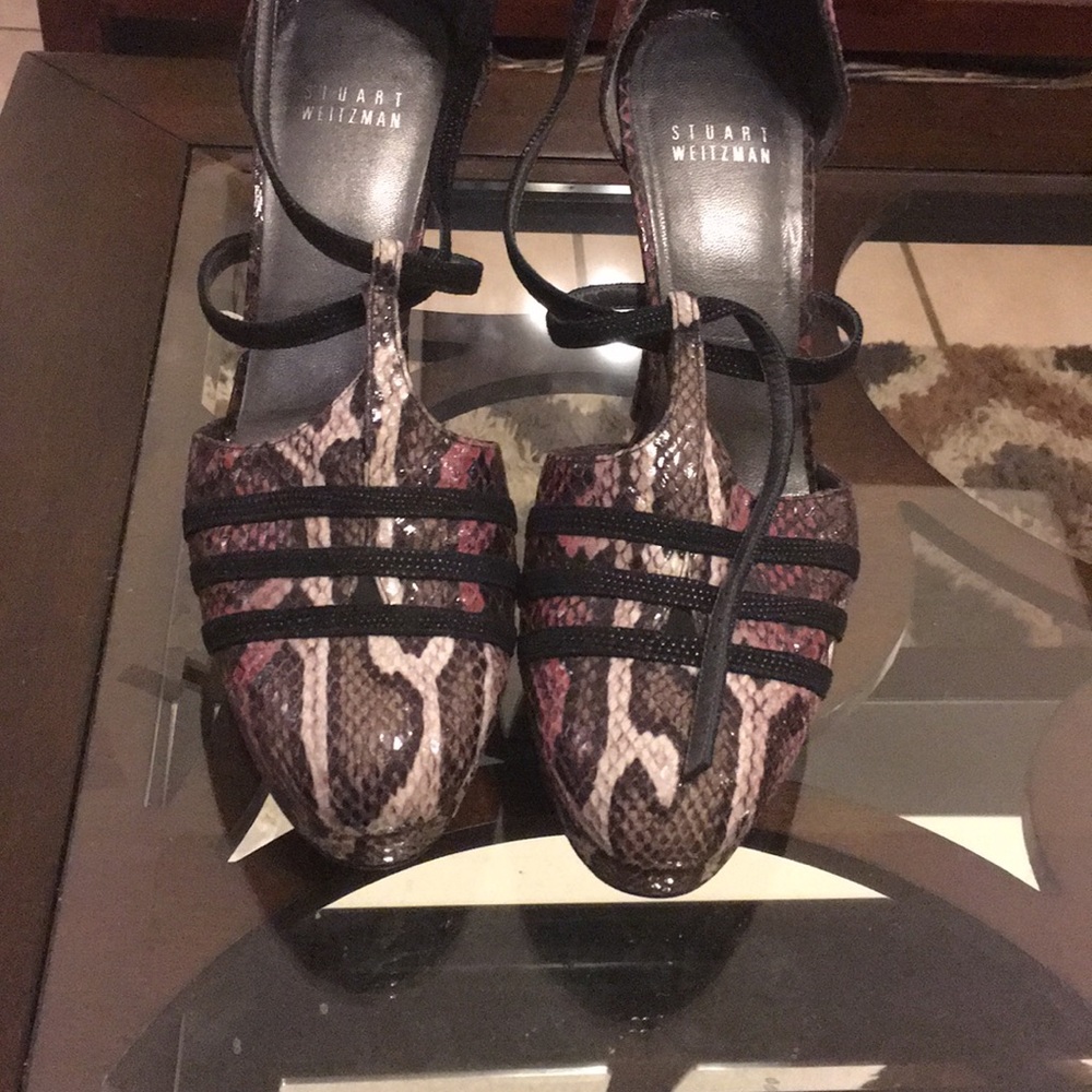 Stuart weitzman size 10 stilettos !